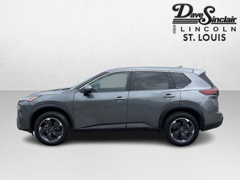 Used 2024 Nissan Rogue SV FWD image 6