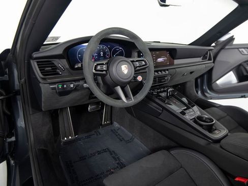 Certified 2026 Porsche 911 Carrera GTS image 4