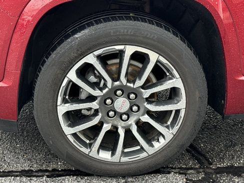 Used 2020 GMC Acadia Denali w/ Technology Package image 18