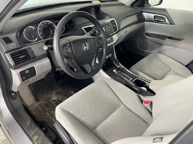 Used 2013 Honda Accord LX image 3