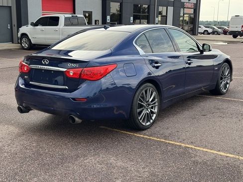 Used 2016 INFINITI Q50 Red Sport 400 AWD/4WD image 5