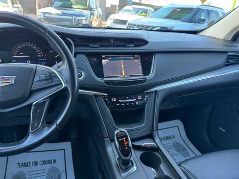 Used 2019 Cadillac XT5 Premium Luxury FWD image 22