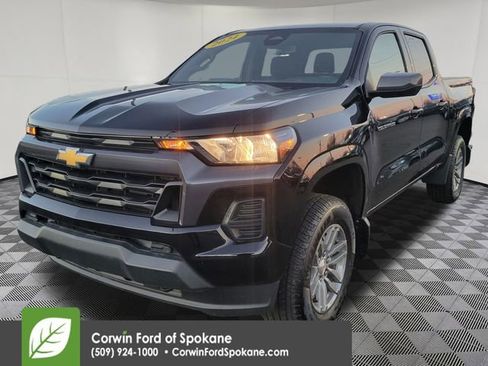 Used 2024 Chevrolet Colorado LT image 5