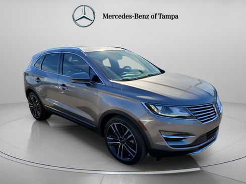 Used 2017 Lincoln MKC Reserve image 4