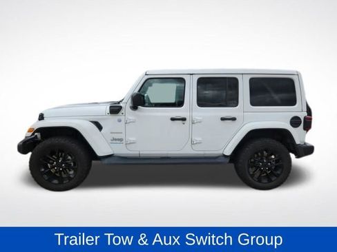 Used 2023 Jeep Wrangler Unlimited Sahara w/ Cold Weather Group image 6