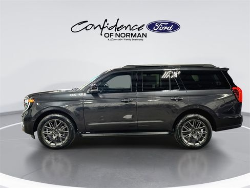 New 2026 Ford Expedition Platinum image 5