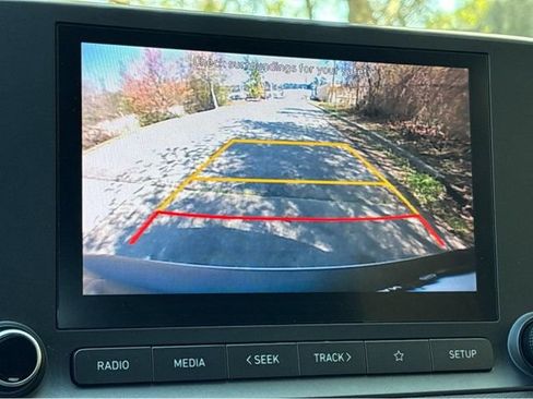 Used 2023 Hyundai Kona SEL FWD image 13