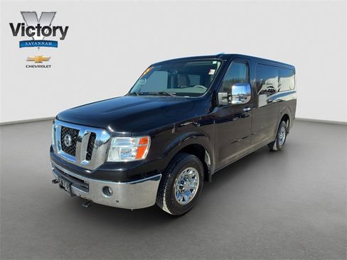 Used 2019 Nissan NV 3500 SL image 3