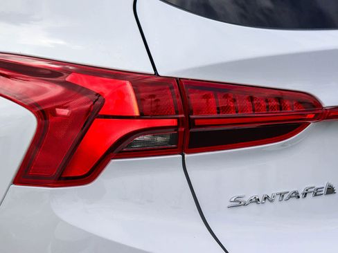 Used 2023 Hyundai Santa Fe SEL w/ Premium Package FWD image 11
