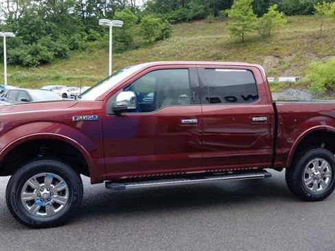 Used 2017 Ford F150 Lariat w/ Equipment Group 502A Luxury AWD/4WD image 7