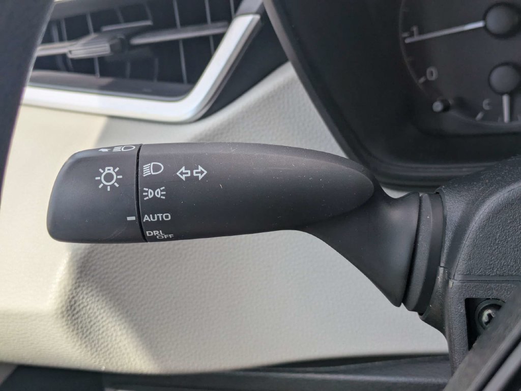 Used 2023 Toyota Corolla LE FWD image 27