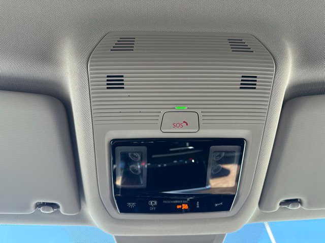 Used 2025 Volkswagen Atlas SE FWD image 35