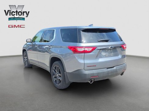 Used 2019 Chevrolet Traverse LS w/ LPO, Blackout Package FWD image 15