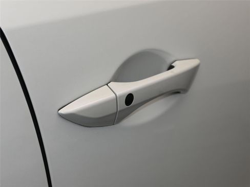 Used 2019 Acura MDX A-Spec image 13