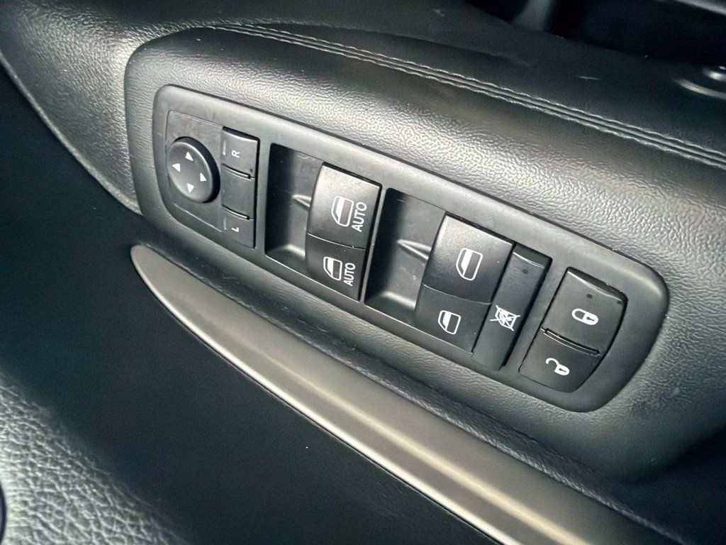 Used 2017 Dodge Durango GT AWD/4WD image 17