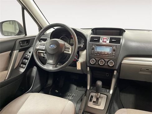 Used 2015 Subaru Forester 2.5i Premium w/ All-Weather Package image 10
