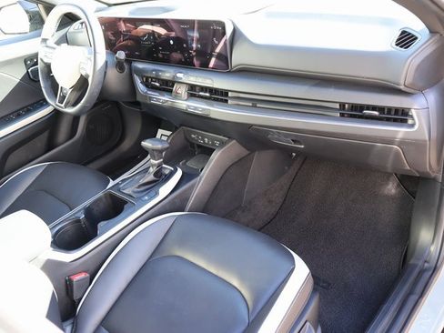 Used 2025 Kia K4 GT-Line w/ GT-Line Premium Package image 10