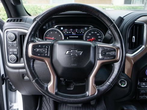 Used 2022 Chevrolet Silverado 2500 High Country w/ Z71 Off-Road Package image 25