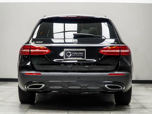 Used 2022 Mercedes-Benz E 450 4MATIC All-Terrain Wagon w/ Driver Assistance Package image 11