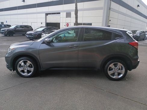 Used 2016 Honda HR-V EX image 7