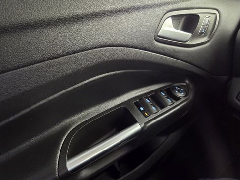 Used 2018 Ford Escape SEL w/ Ford Safe & Smart Package image 20