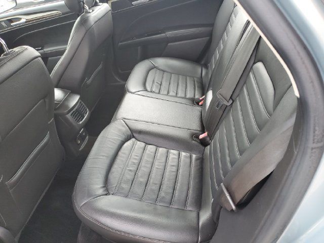 Used 2014 Ford Fusion SE w/ Equipment Group 502A FWD image 13