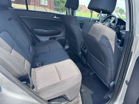 Used 2019 Kia Sportage LX FWD image 19