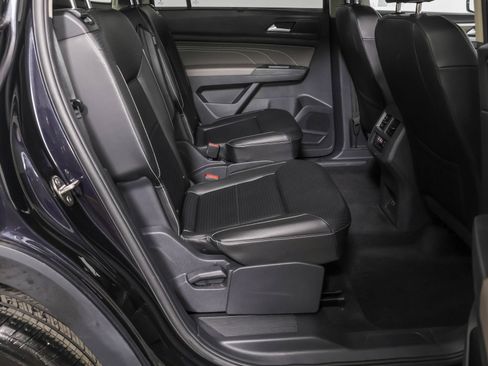 Used 2023 Volkswagen Atlas SEL AWD/4WD image 44