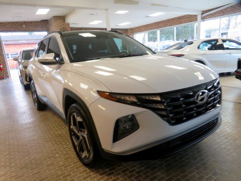 Used 2022 Hyundai Tucson SEL w/ Cargo Package image 3