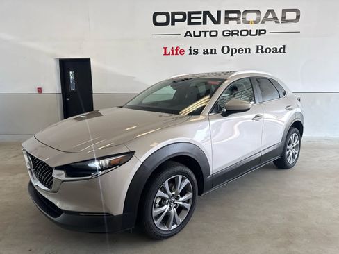 Used 2024 MAZDA CX-30 AWD 2.5 S w/ Preferred Package image 3