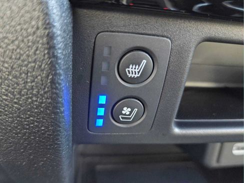 Used 2025 Honda Passport Black Edition image 27