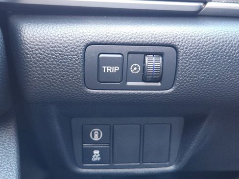 Used 2022 Honda Accord Sport image 25