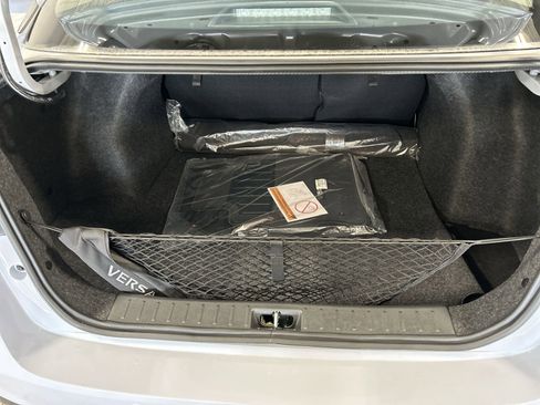 New 2025 Nissan Versa SR w/ Trunk Package image 38
