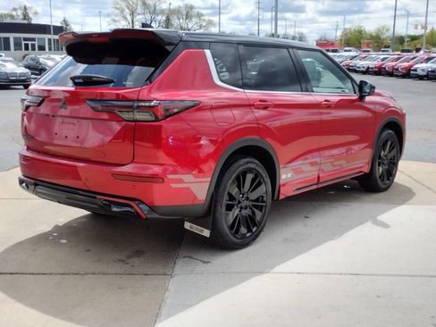 New 2026 Mitsubishi Outlander AWD image 15