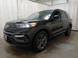 Certified 2022 Ford Explorer XLT w/ Equipment Group 202A image 5