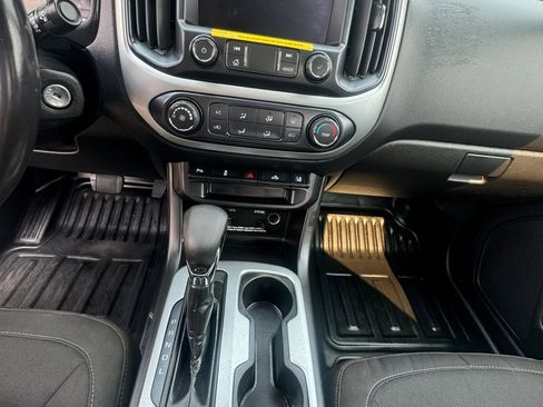 Used 2022 Chevrolet Colorado LT w/ Fleet Safety Package RWD image 14