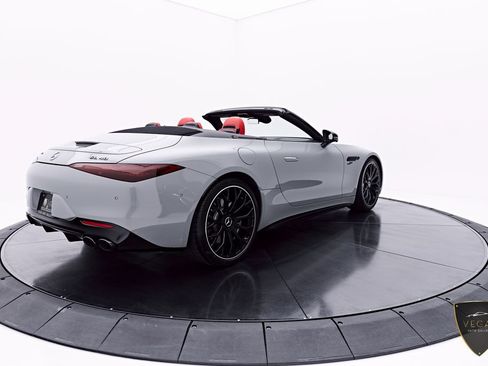 Used 2025 Mercedes-Benz SL 43 AMG w/ Driver Assistance Package image 25