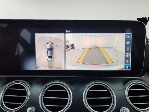 Used 2020 Mercedes-Benz E 350 Sedan image 21
