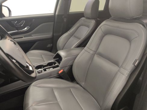 Used 2022 Lincoln Corsair FWD image 17