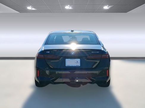 New 2026 BMW i5 eDrive40 w/ M Sport Package image 10