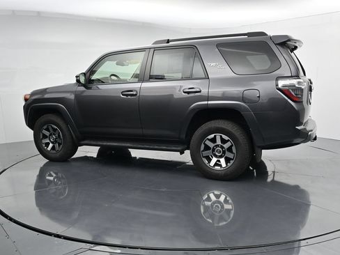 Used 2023 Toyota 4Runner TRD Off-Road Premium w/ Moonroof Package AWD/4WD image 5