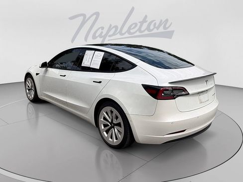 Used 2021 Tesla Model 3 Long Range AWD/4WD image 3