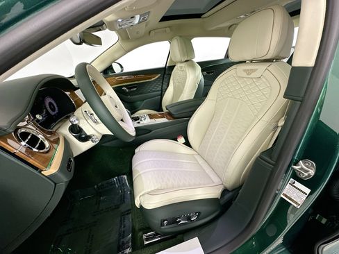 New 2026 Bentley Flying Spur Plug-In Hybrid AWD/4WD image 18