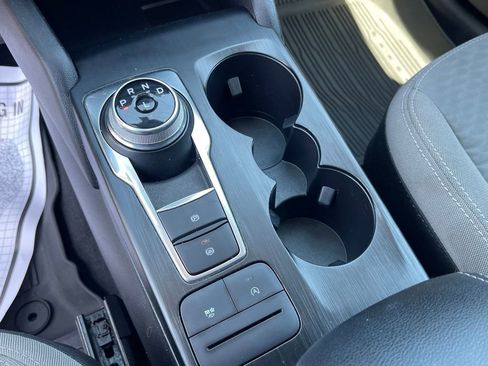 Used 2022 Ford Escape SE image 26