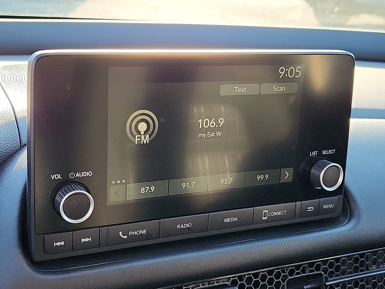 Used 2024 Honda HR-V LX image 16