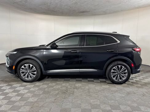 Certified 2025 Buick Envision Preferred AWD/4WD image 9