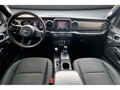 Used 2019 Jeep Wrangler Sport image 16