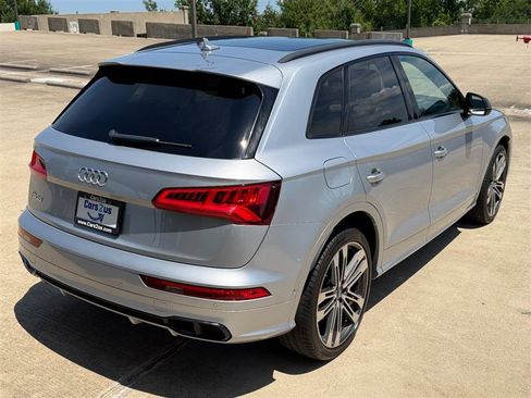 Used 2019 Audi SQ5 Prestige AWD/4WD image 6