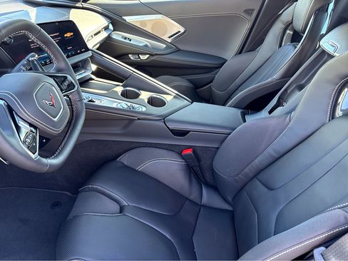 New 2026 Chevrolet Corvette 2LT image 18