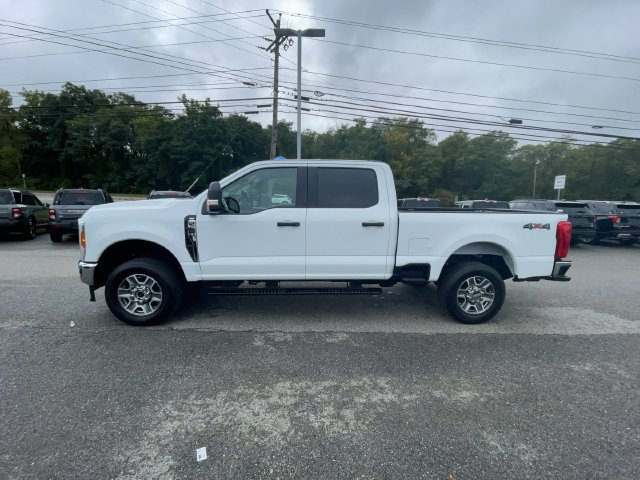 Certified 2025 Ford F250 XLT w/ Snow Plow Prep Package AWD/4WD image 4